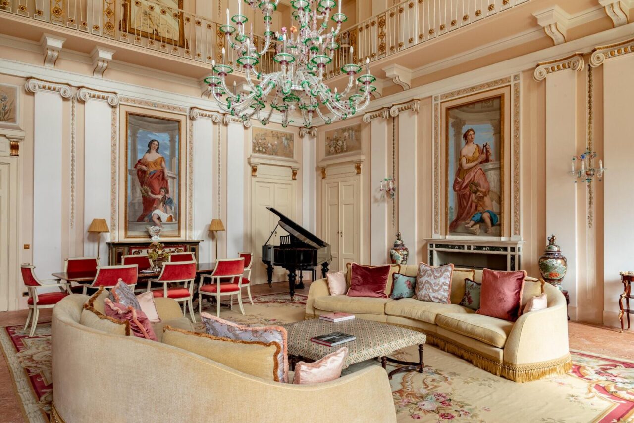 Passalacqua. Preferred Hotels